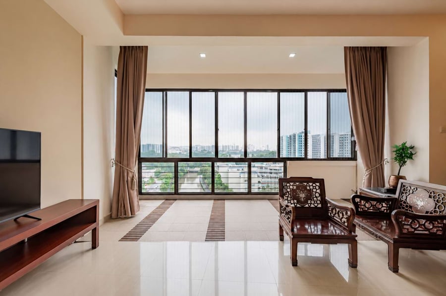 Lakepoint Condominium