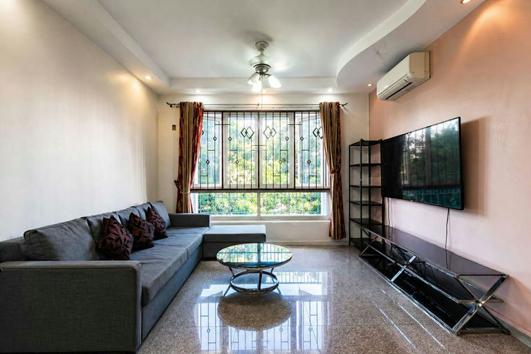 Condo · Rivervale Crest