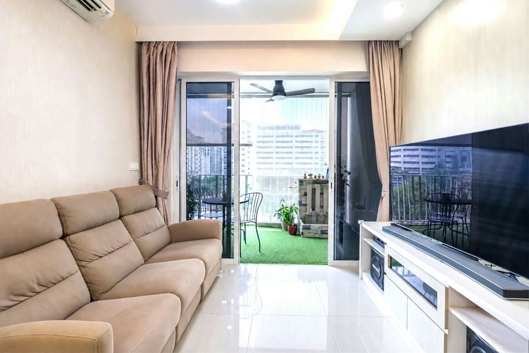 Condo · Forestville