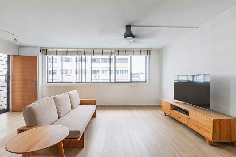 HDB · 232 Serangoon Avenue 3