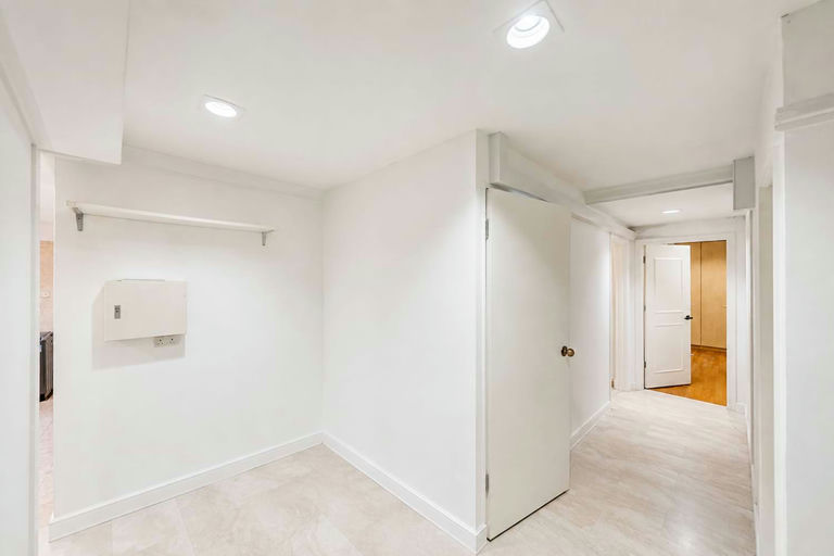 Condo · Sunflower Court