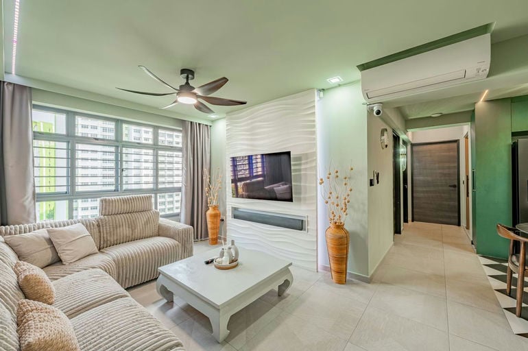 HDB · 621B Tampines Street 61