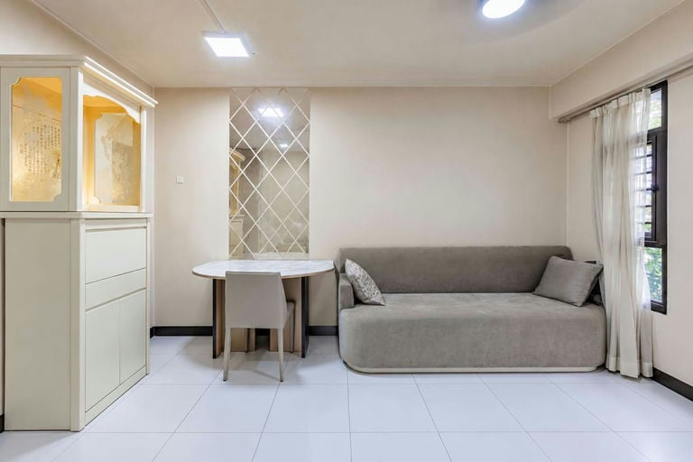 HDB · 487 Segar Road